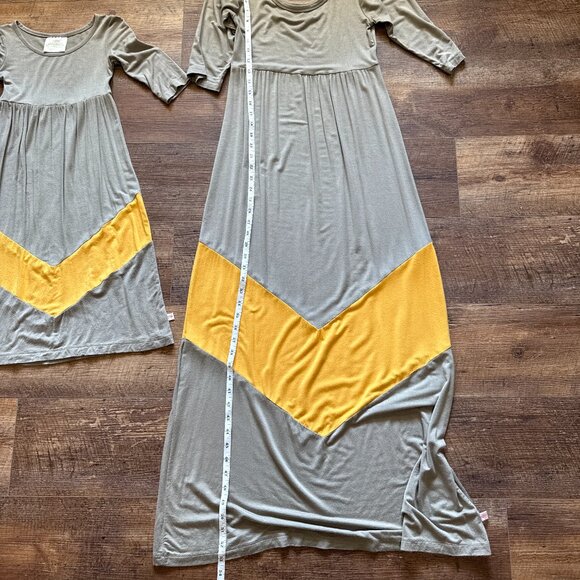 Lolly Wolly Doodle Mom and Me Dress Gray and Mustard XS - Picture 5 of 8
